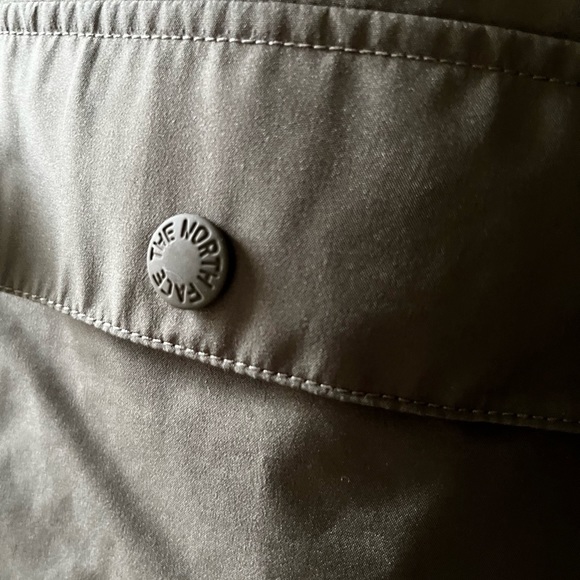 The North Face Forest Green Rain Jacket - Picture 5 of 12